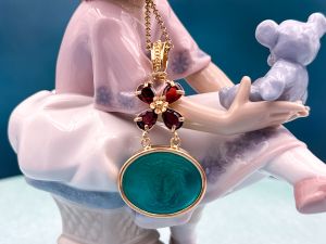 TAGLIAMONTE Designs (PN2880P) 925SS/YGP Venetian Cameo Pendant *Medusa*Reg.$250