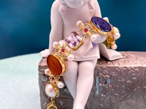 TAGLIAMONTE Design(PN2892B) 925SS/YGP Venetian Cameo Bracelet *Amethyst*Reg.$500