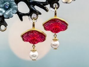 TAGLIAMONTE Designs (2251E) 925SS/YGP Venetian Cameo Earrings *Bacchus*Reg.$240
